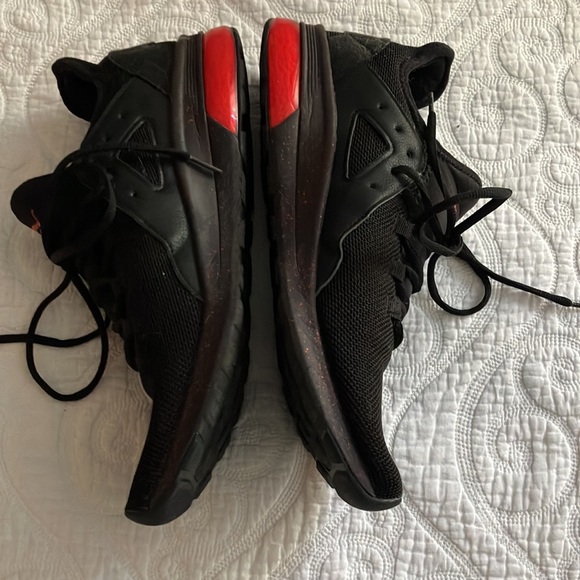 New puma running shoes - Picture 4 of 5